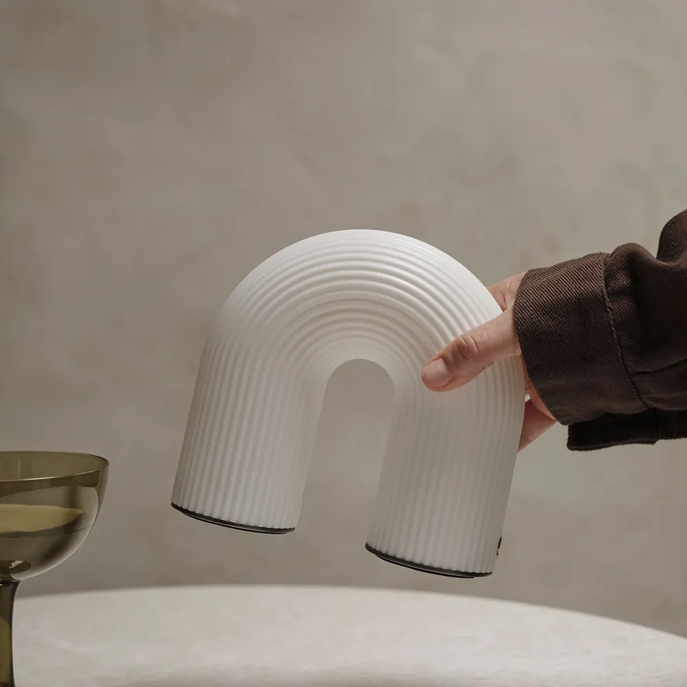 Vuelta Portabel lampe White