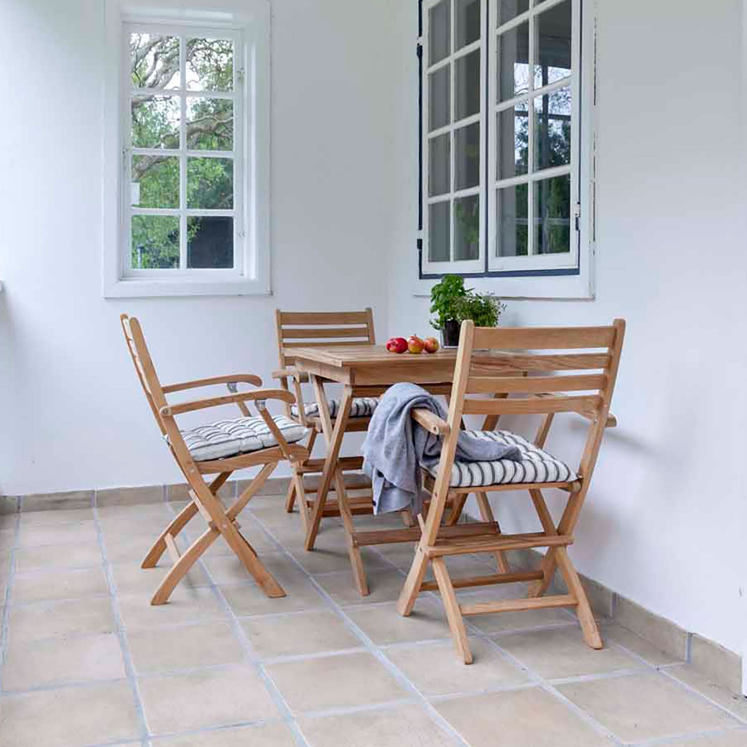 York 70x70 cm Cafébord teak 