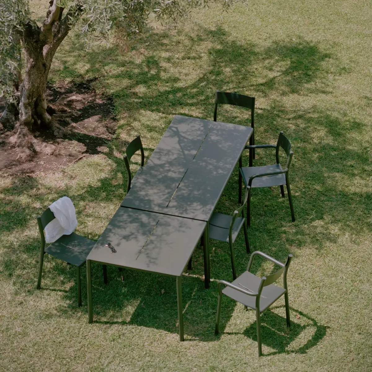 May Utemøbelbord 170x85 Mørkegrønn