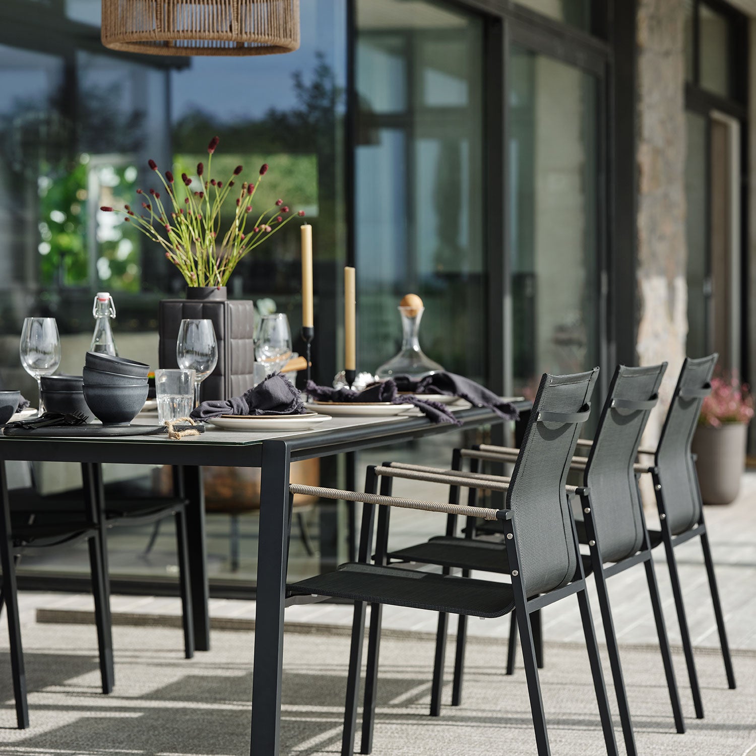 Lyra spisebord 100 x 220 cm med glass Brafab