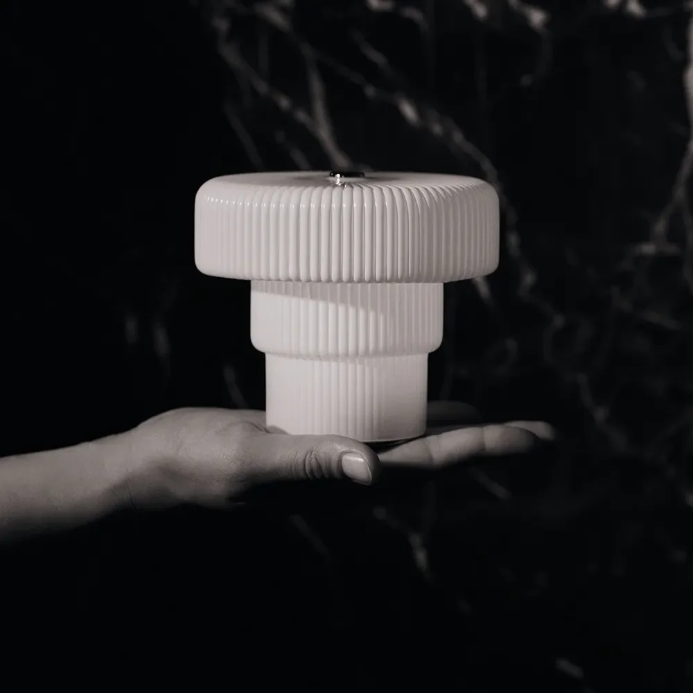 Munnblåst Bærbar Dimbbar LED-Bordlampe Ripple