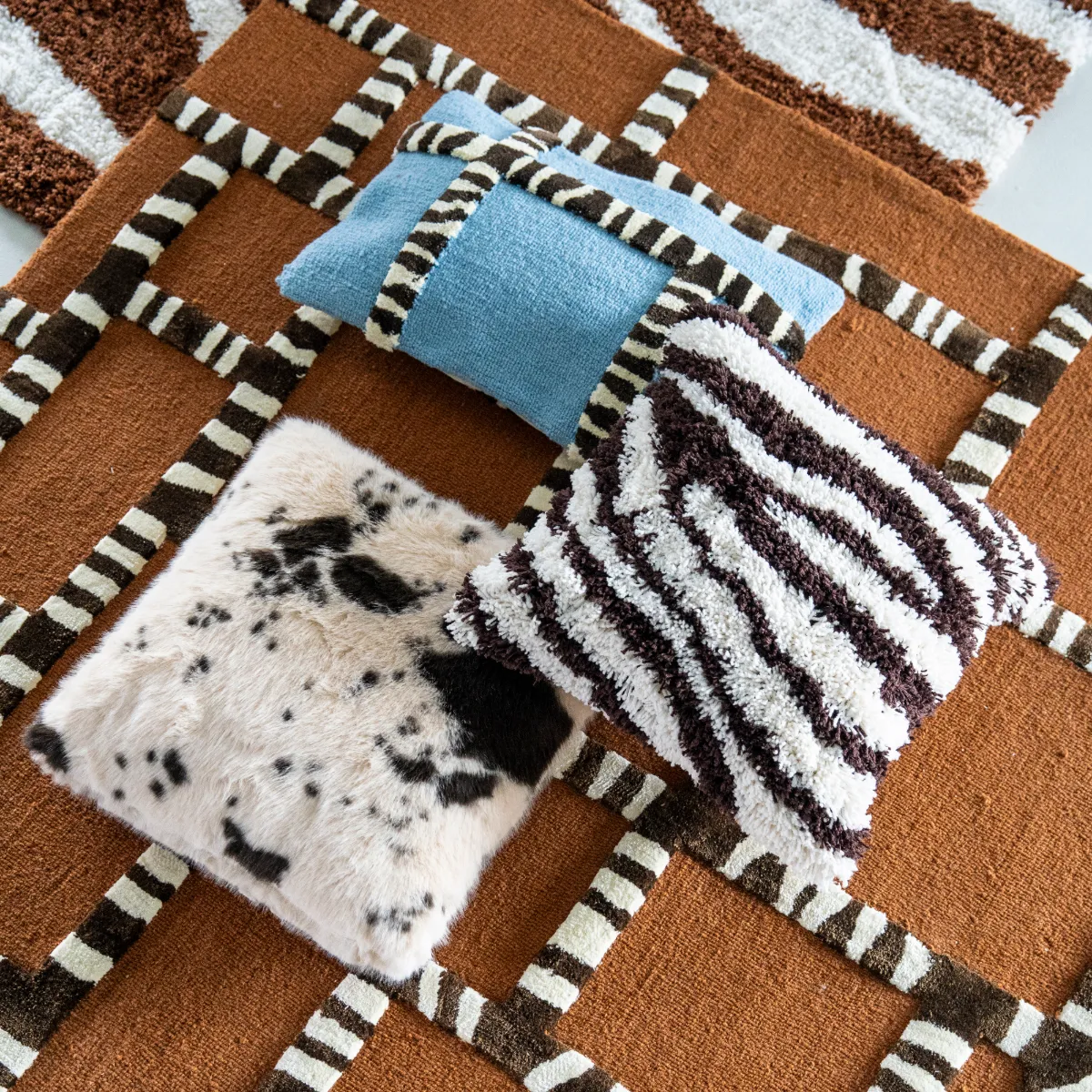 Pyntepute Cowy 50x50 cm Beige