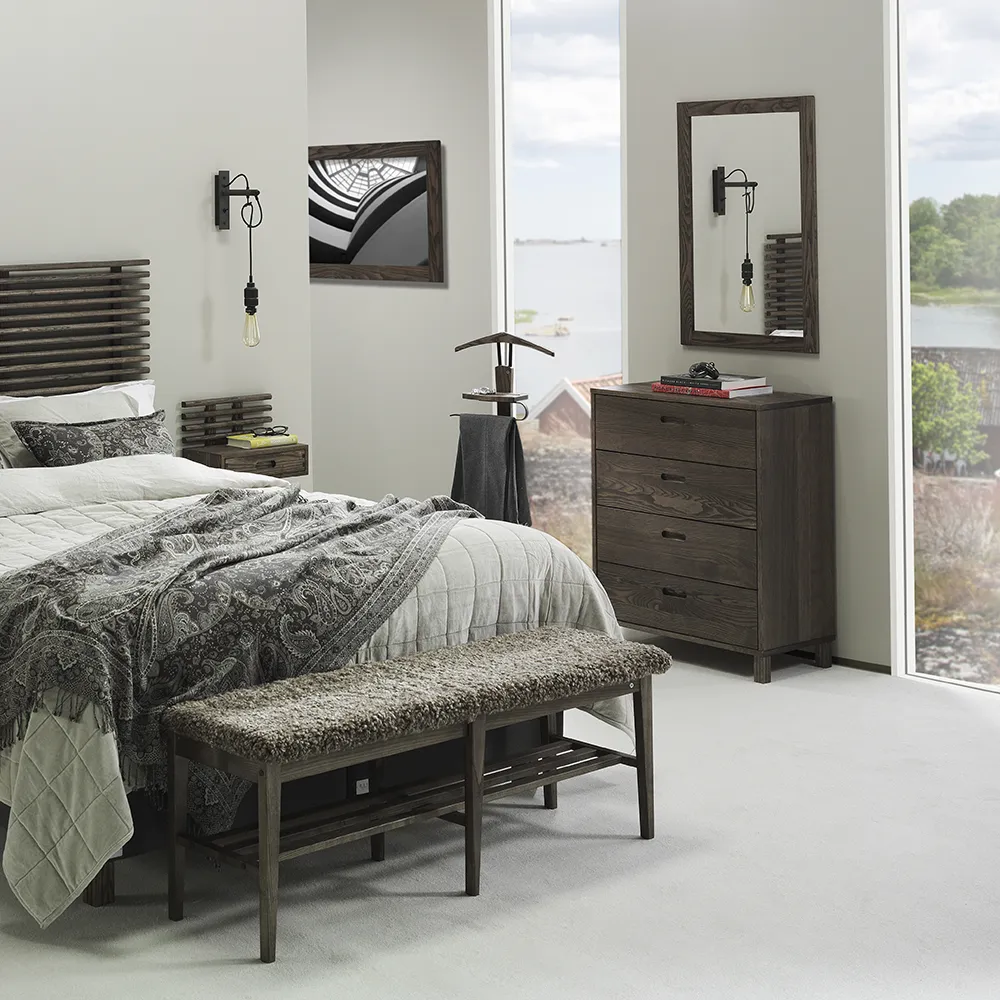 Leon kommode brun oljet ask