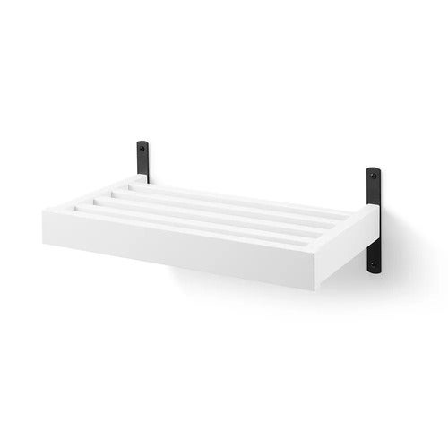 Nadja Skohylle 50 cm veggmontert Hvitlakkert bjørk/mattsvart stål