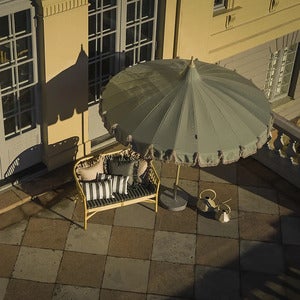 Parasol med frynser Ø240 cm Eucalyptus