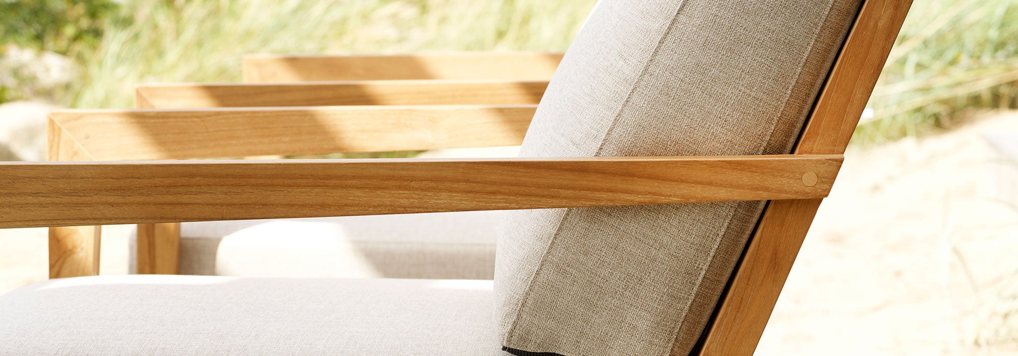 Populär lenestol natur / svart teak Brafab