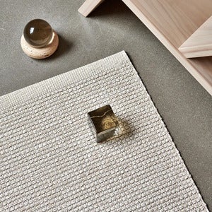 Emm teppe 70 x 120 cm Vanilla/White Metallic