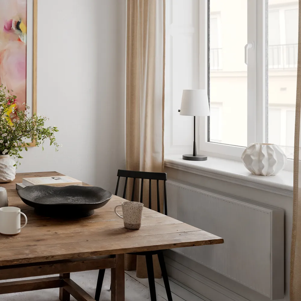 Lumi bordlampe H: 48,5 cm svart/hvit