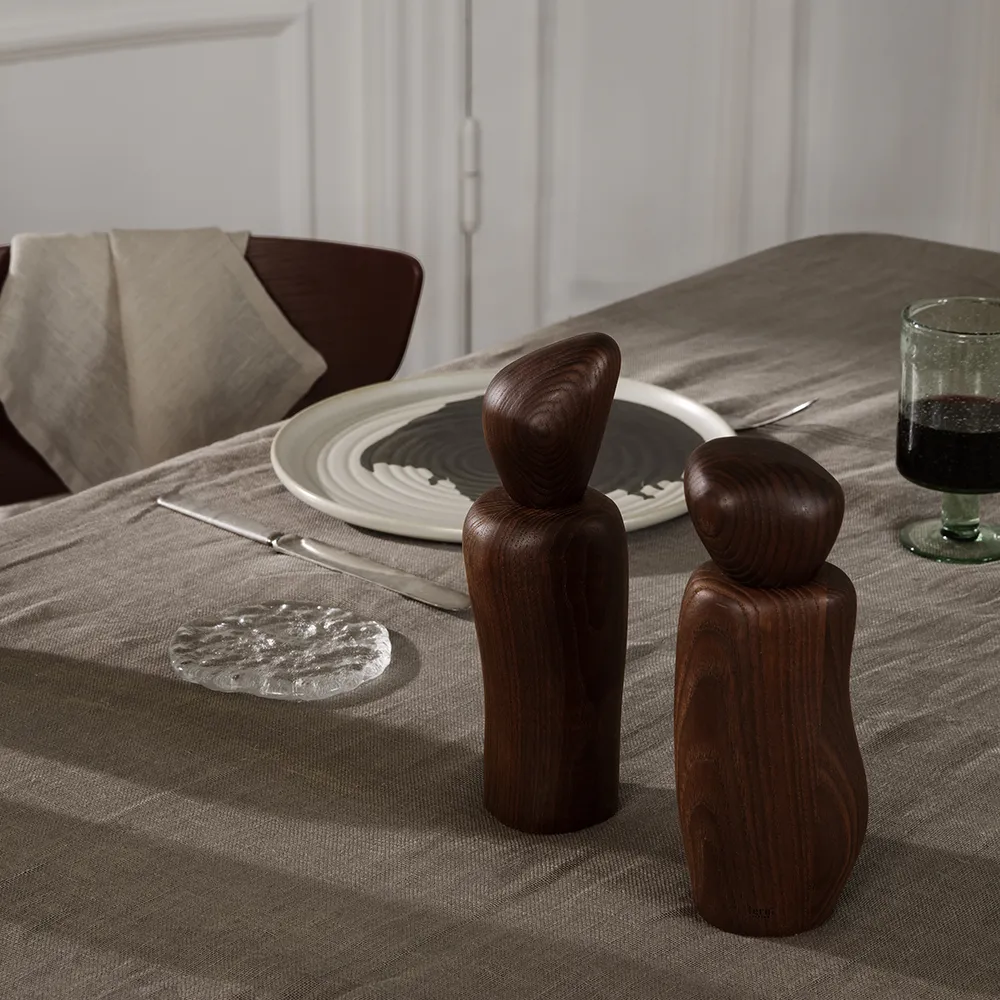 Pebble Grinder - Dark Brown