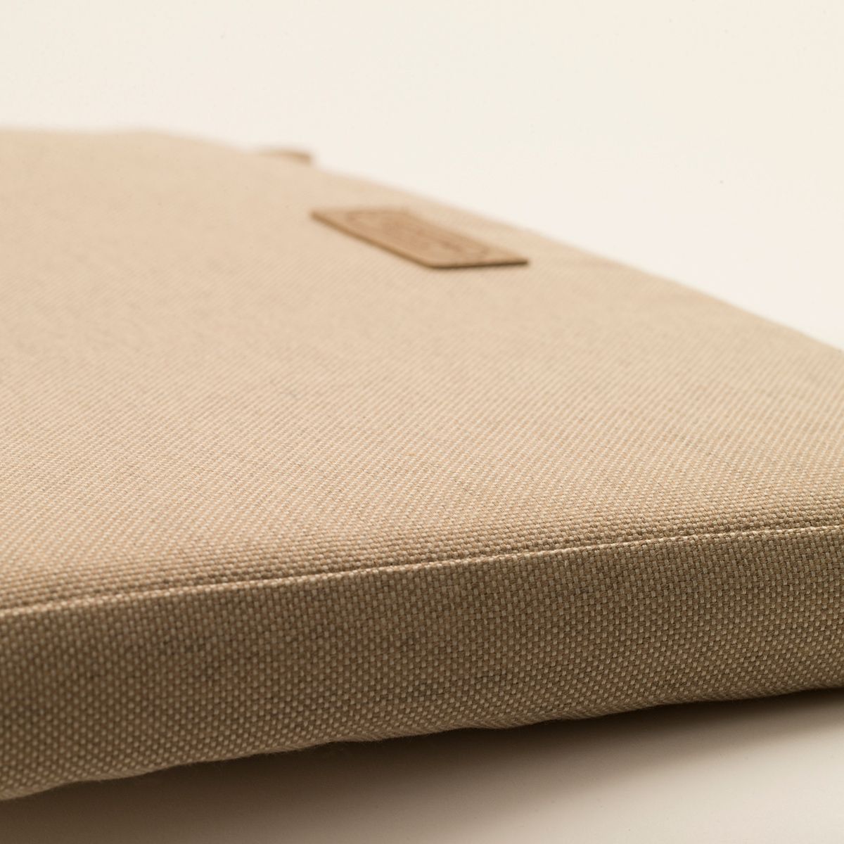 Grythyttan Stålmöbler pute A2