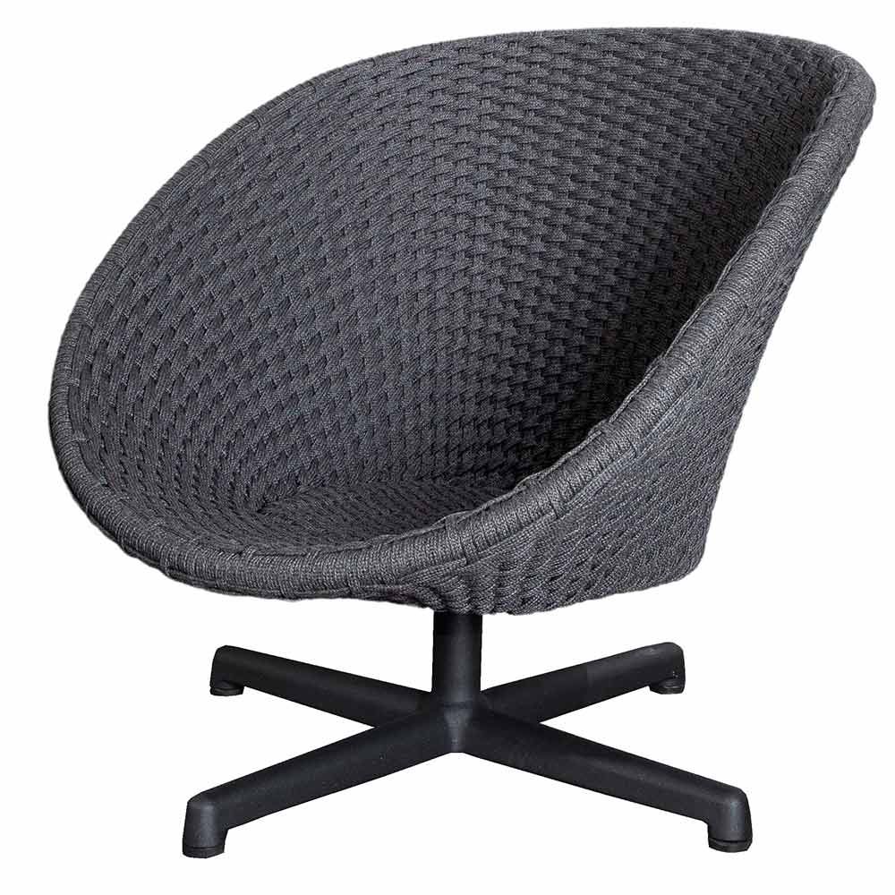 Peacock Lounge svingbar lenestol med ben i aluminium