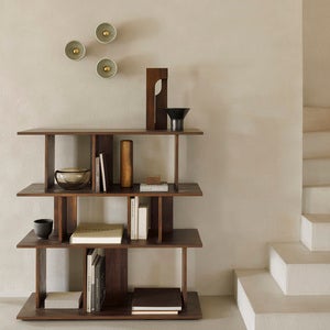 Irregular Hylle lakkert teak 112 x 37 x 115 cm