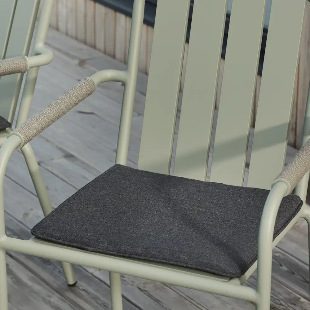 Frisk sittepute 43 x 41 Raven Brafab