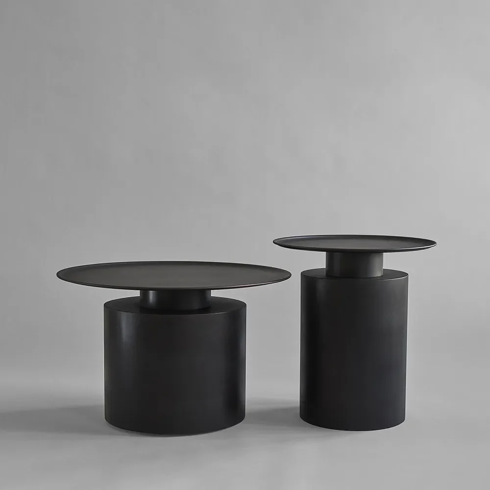 Pillar lavt salongbord – Burned Black