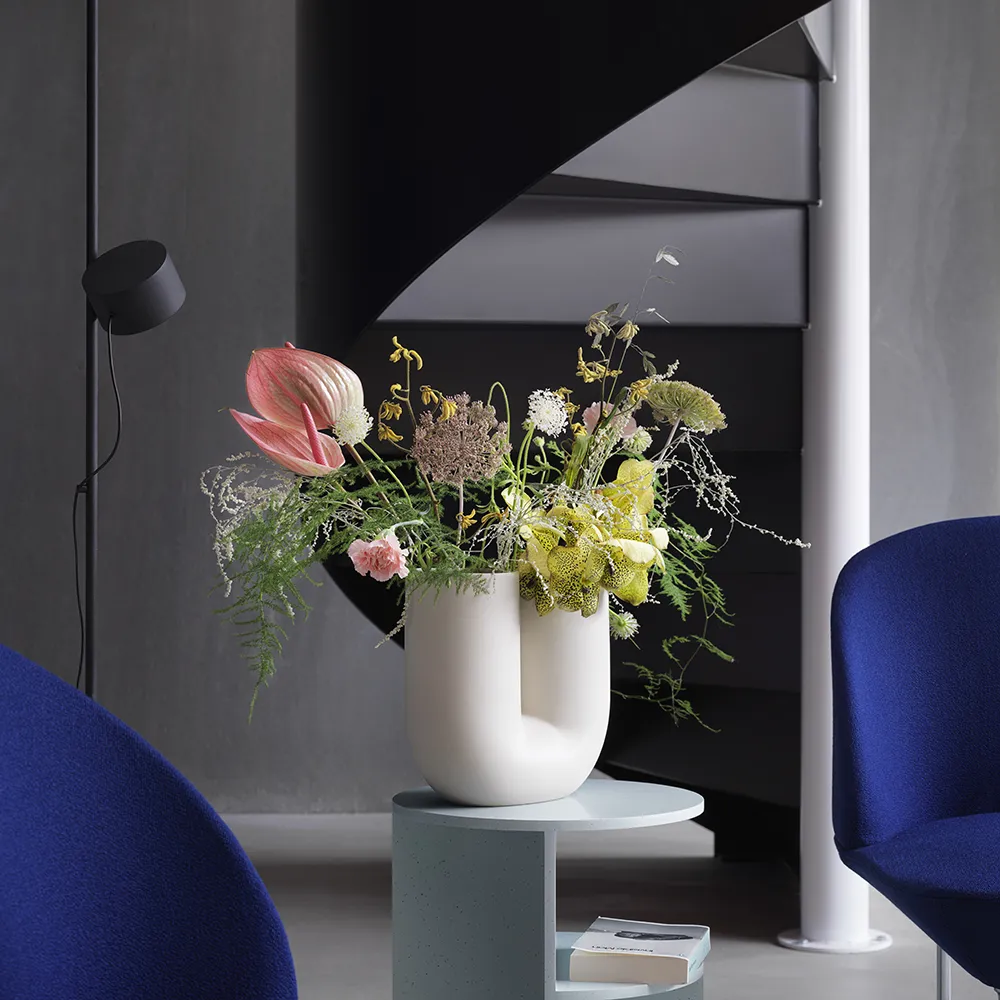 Kink Vase H: 26 cm - Sand