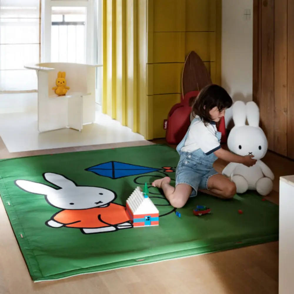 flying carpet x Miffy lekematte 180x140 cm green