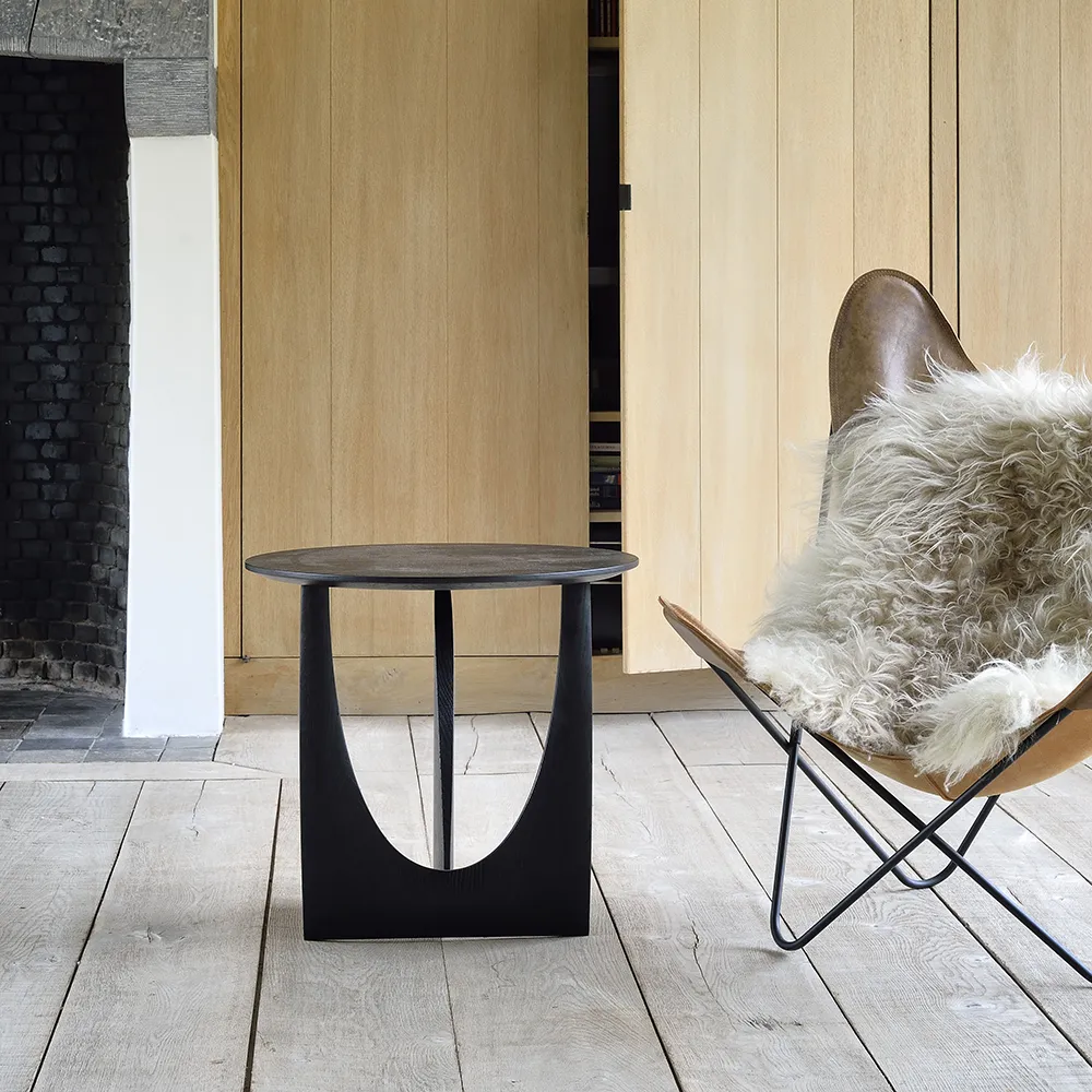 Geometric Sidebord Eik svart