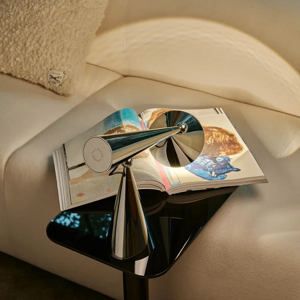 Pose Bordlampe LED Silver