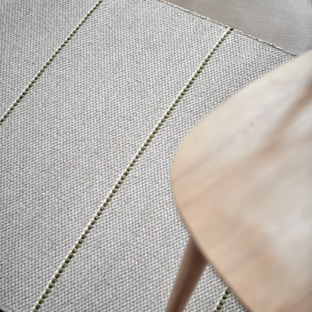 Lea teppe Linen/Pine/Vanilla 70 x 375 cm