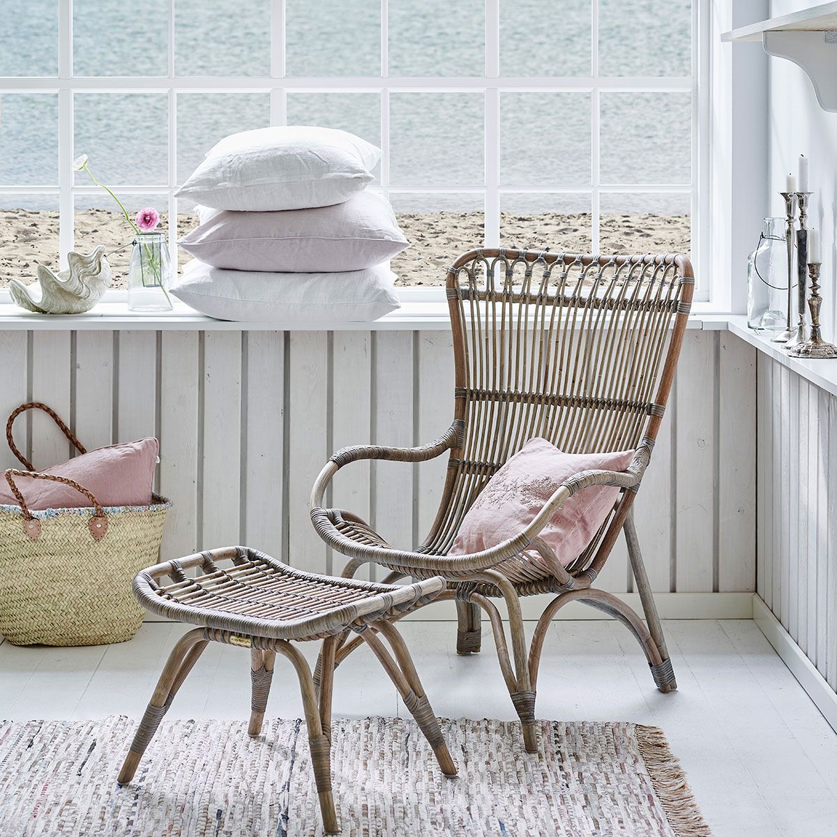 Monet rottingstol Svart