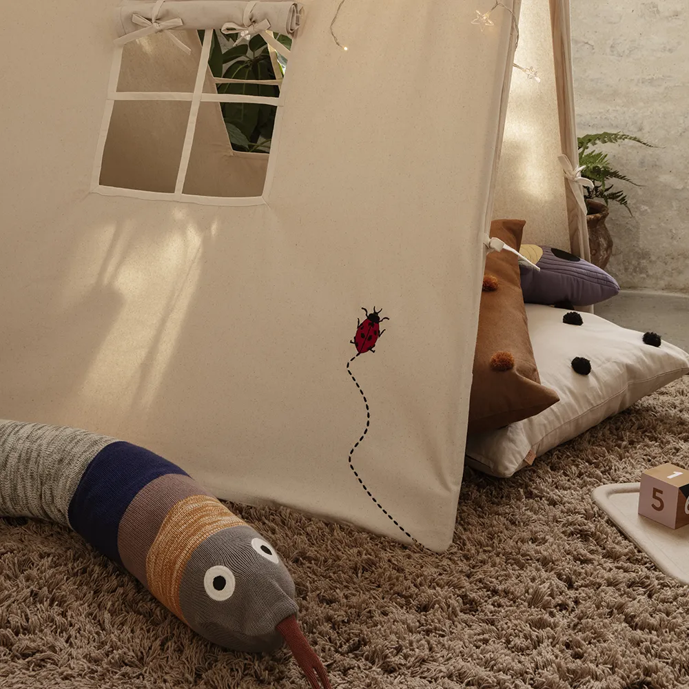 Ullteppe Meadow High Pile L Light Sand