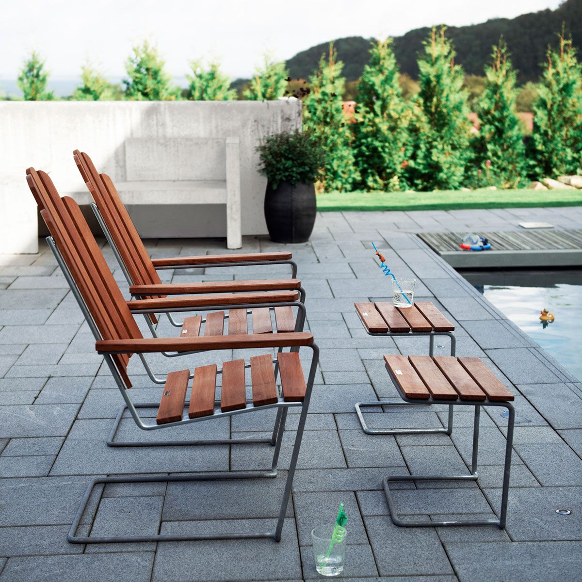 Sidebord L45 oljet eik Grythyttan Stålmöbler