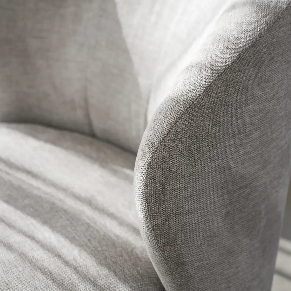 Roselawn svingbar lenestol beige