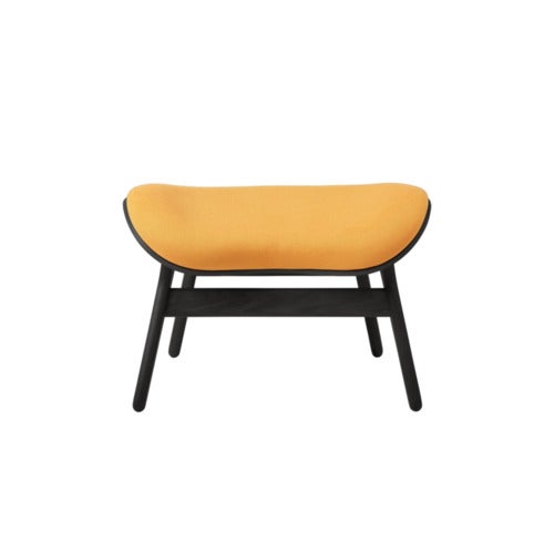 A Conversation Piece Ottoman Fotskammel Black Oak/Tangerine