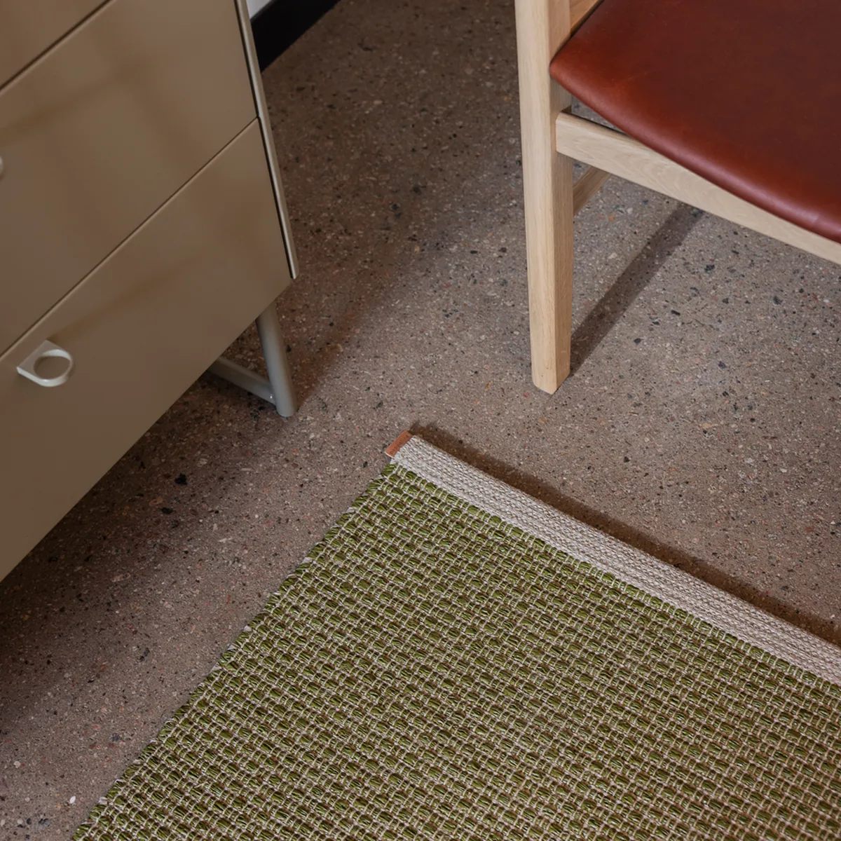 Vaskbar Plastmatte NILS Dark Olive 70x120 cm