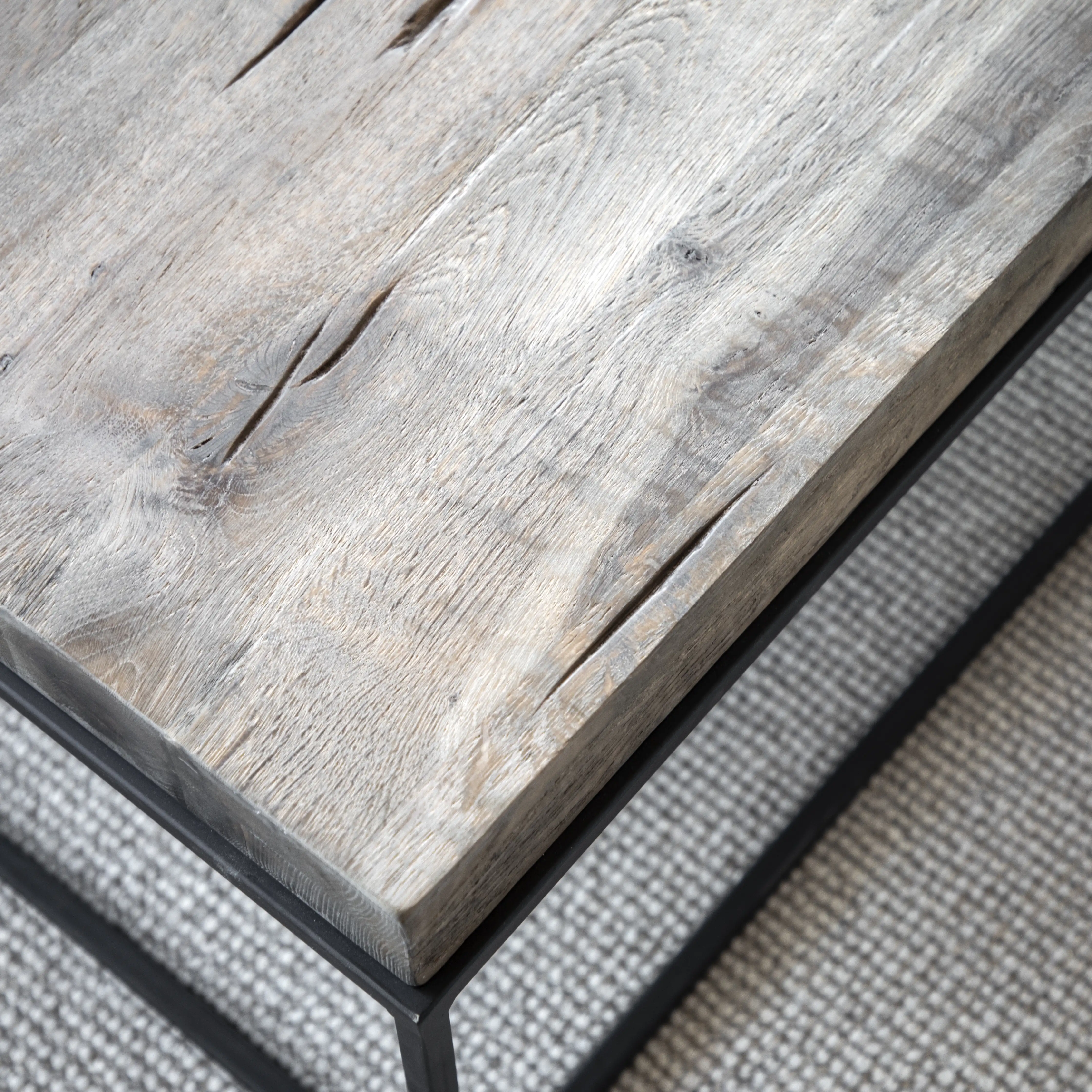 Sidebord Carlisle 65 x 65 cm sølv Back Artwood