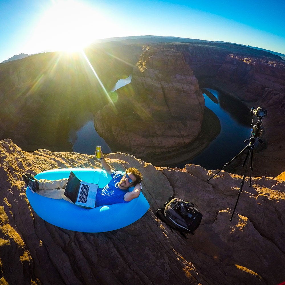 Lamzac oppblåsbar divan jungle green 