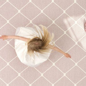 Regina matte 180x275 cm pale rose / vanilla 