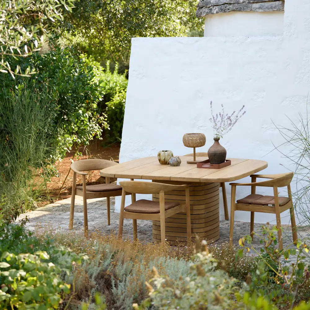 Mellow matbordramme kvadratisk f/bordsskiva 144x144 cm Teak