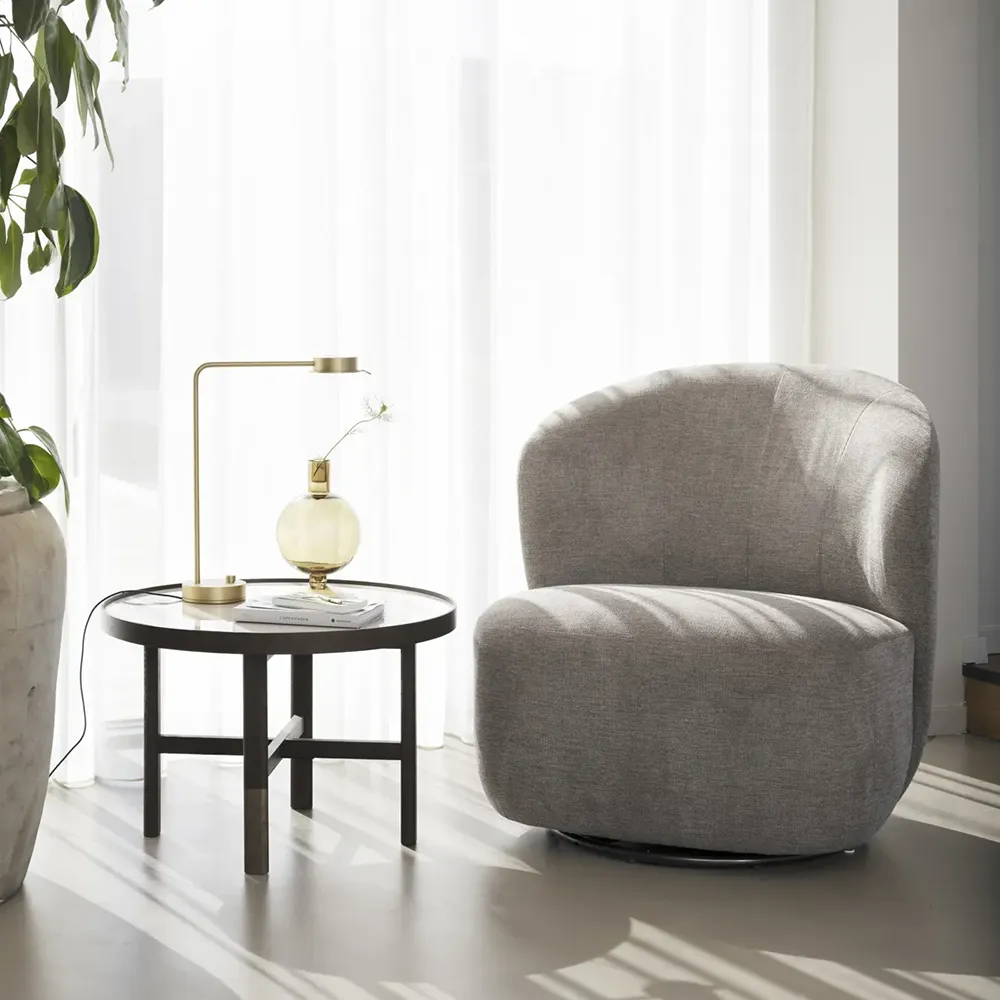 Roselawn svingbar lenestol beige