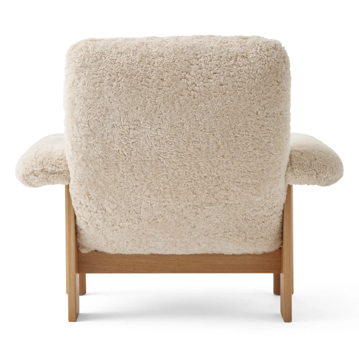 Brasilia loungestol helpolstret høy rygg firbenet understell massiv eik natur Sheepskin Nevotex Nature