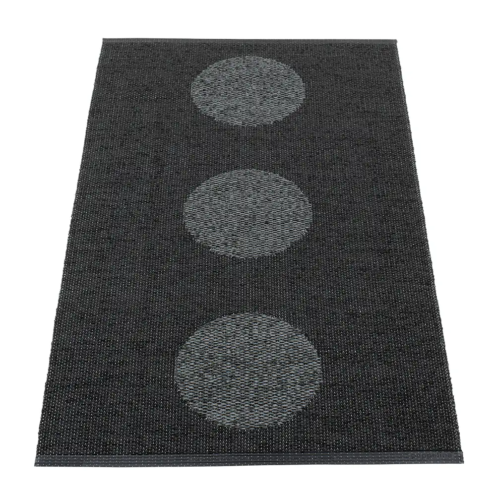 Vera 2.0 teppe 70x120 cm Svart