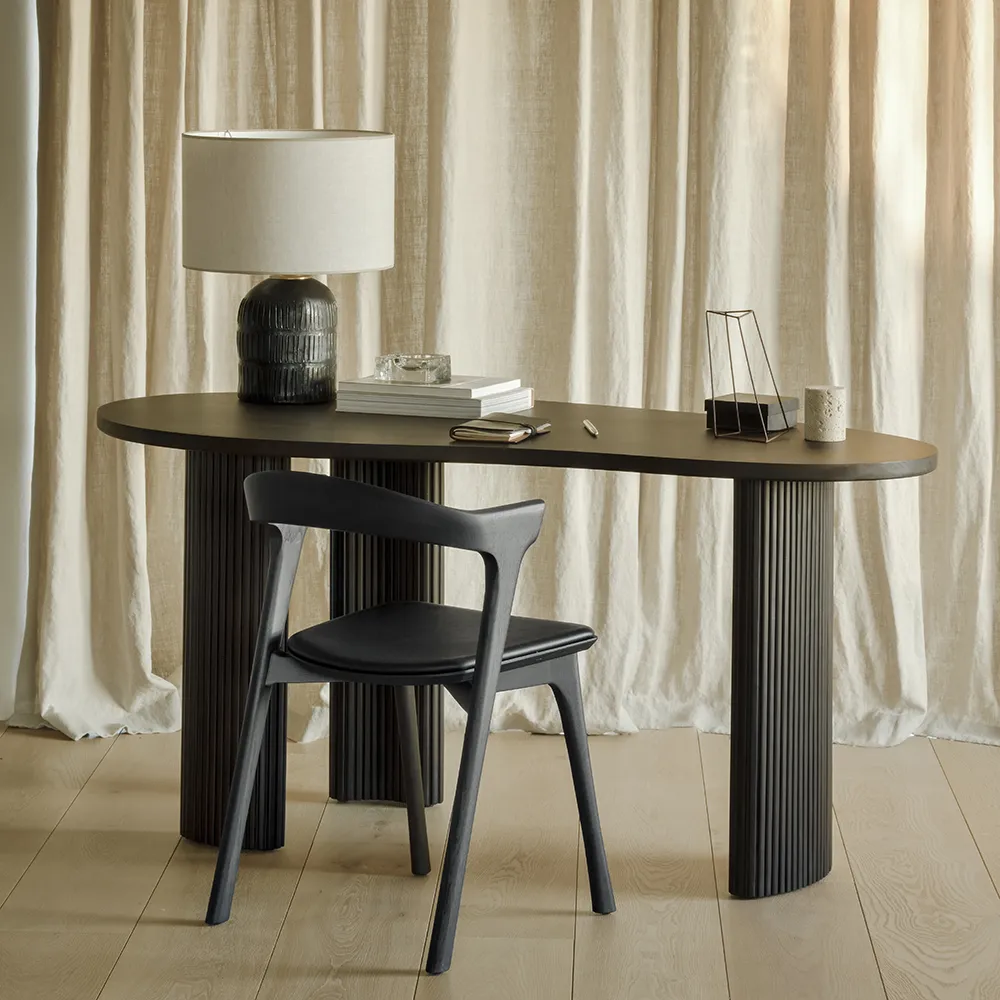 Boomerang Skrivebord 160x83 cm