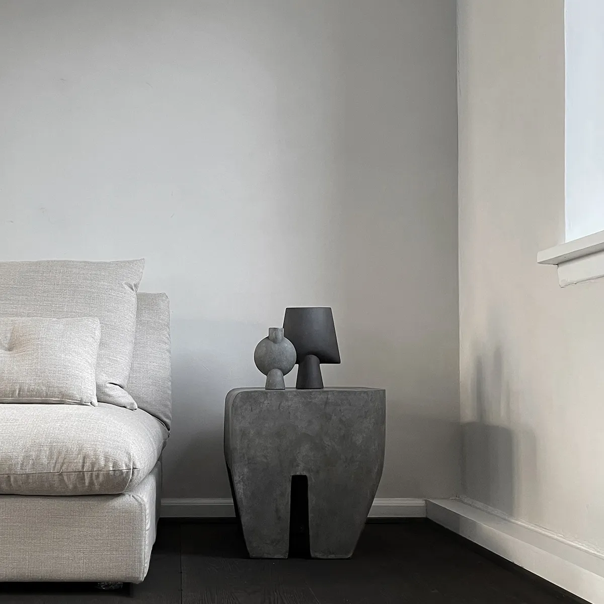 Håndmalt vase Sphere Bubl Mini Dark Grey H19 cm