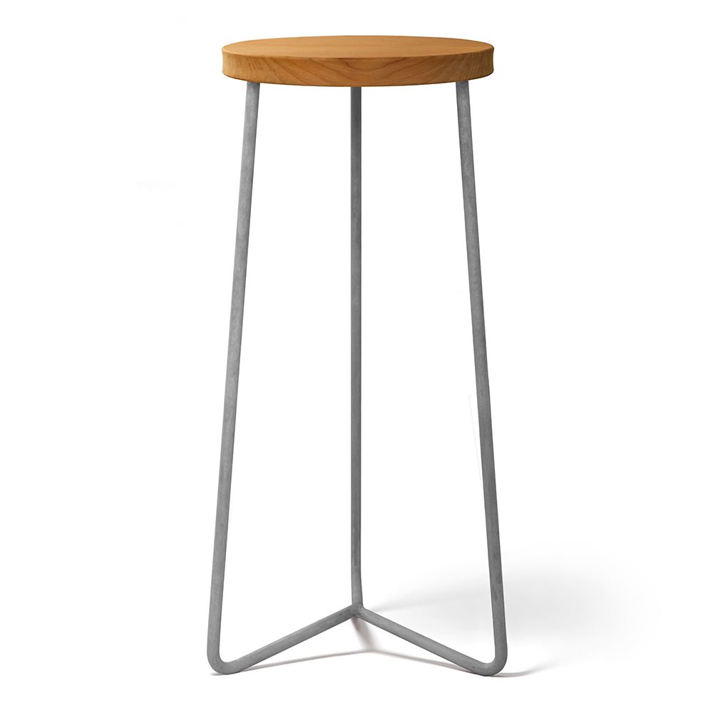 Grythyttan Stålmöbler, Krakk V1 63 ubehandlet teak / Vvarmgalvanisert stativ Grythyttan Stålmöbler Grythyttan Stålmöbler, Krakk V1 63 ubehandlet teak / Vvarmgalvanisert stativ Grythyttan Stålmöbler