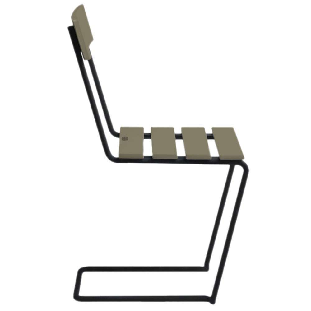 Stol 1 Grønnlakkert eik / svart stativ