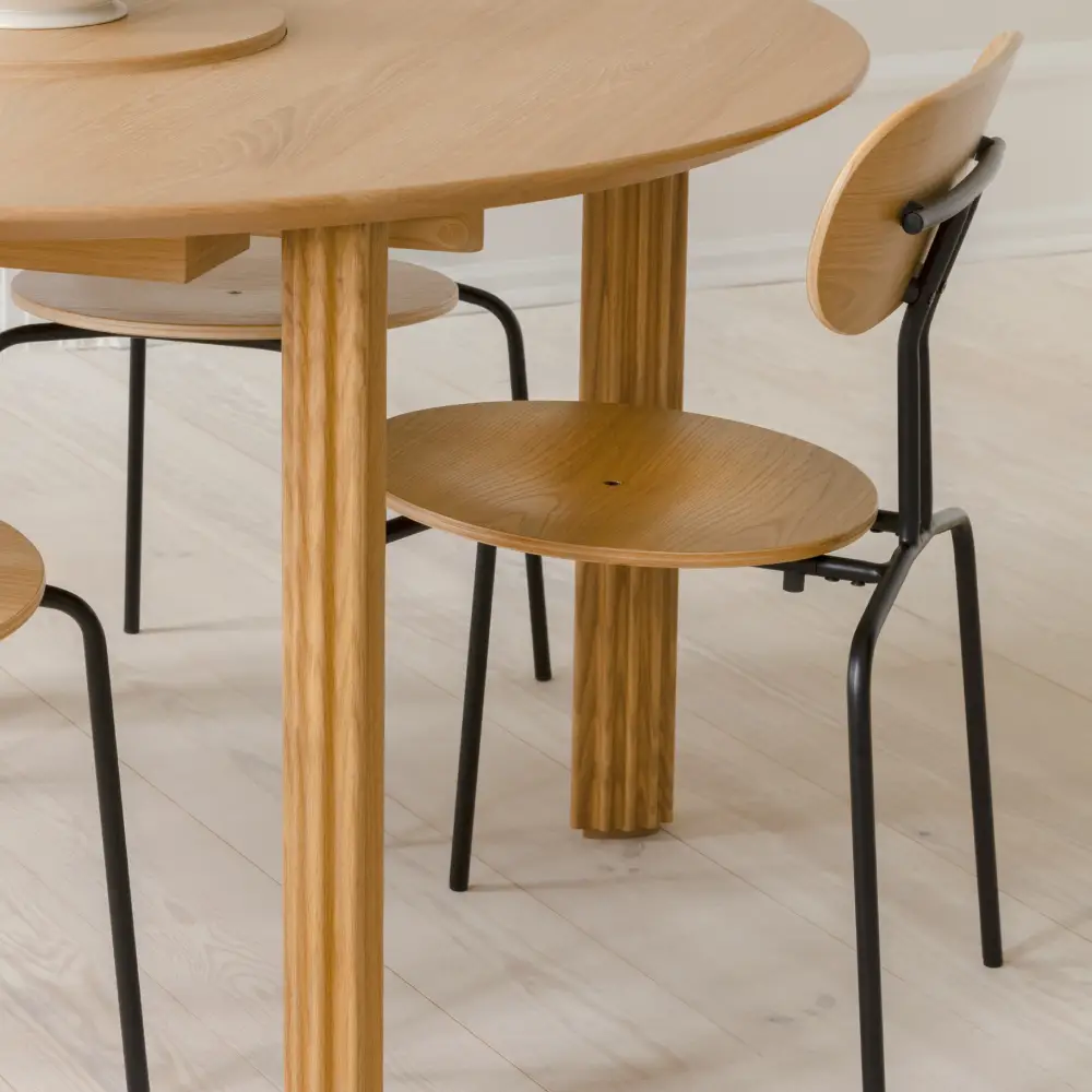 Comfort Circle Spisebord med uttrekk 132-202x132 Oak