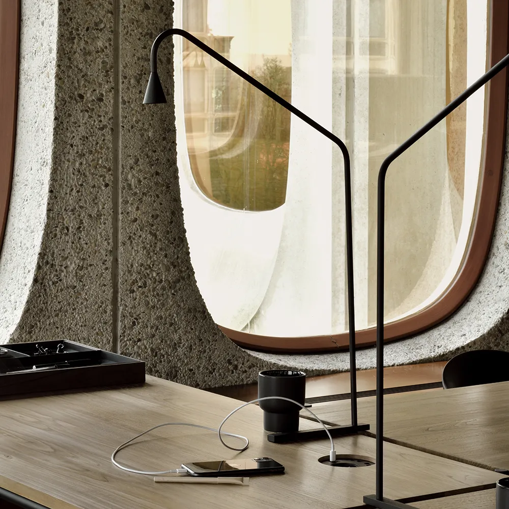 Skrivebordsarrangør valnøtt 33x33 cm