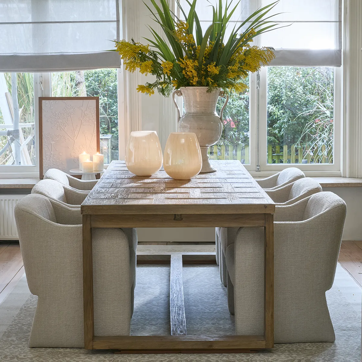 Spisestol Napoli Beige med armlener