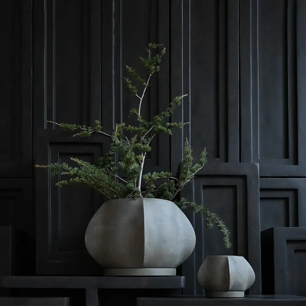 Arket krukke Petit - Dark Grey