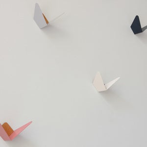 Butterflies Krok Pearl White