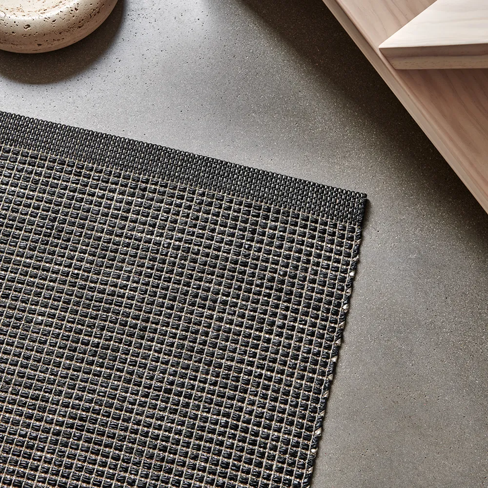 Emm teppe 70x120 cm Black/Linen Metallic