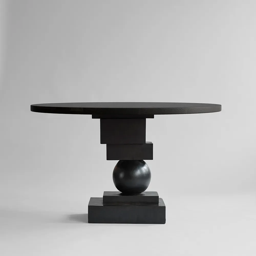 Artist spisebord Ø120 - Kaffesort eik