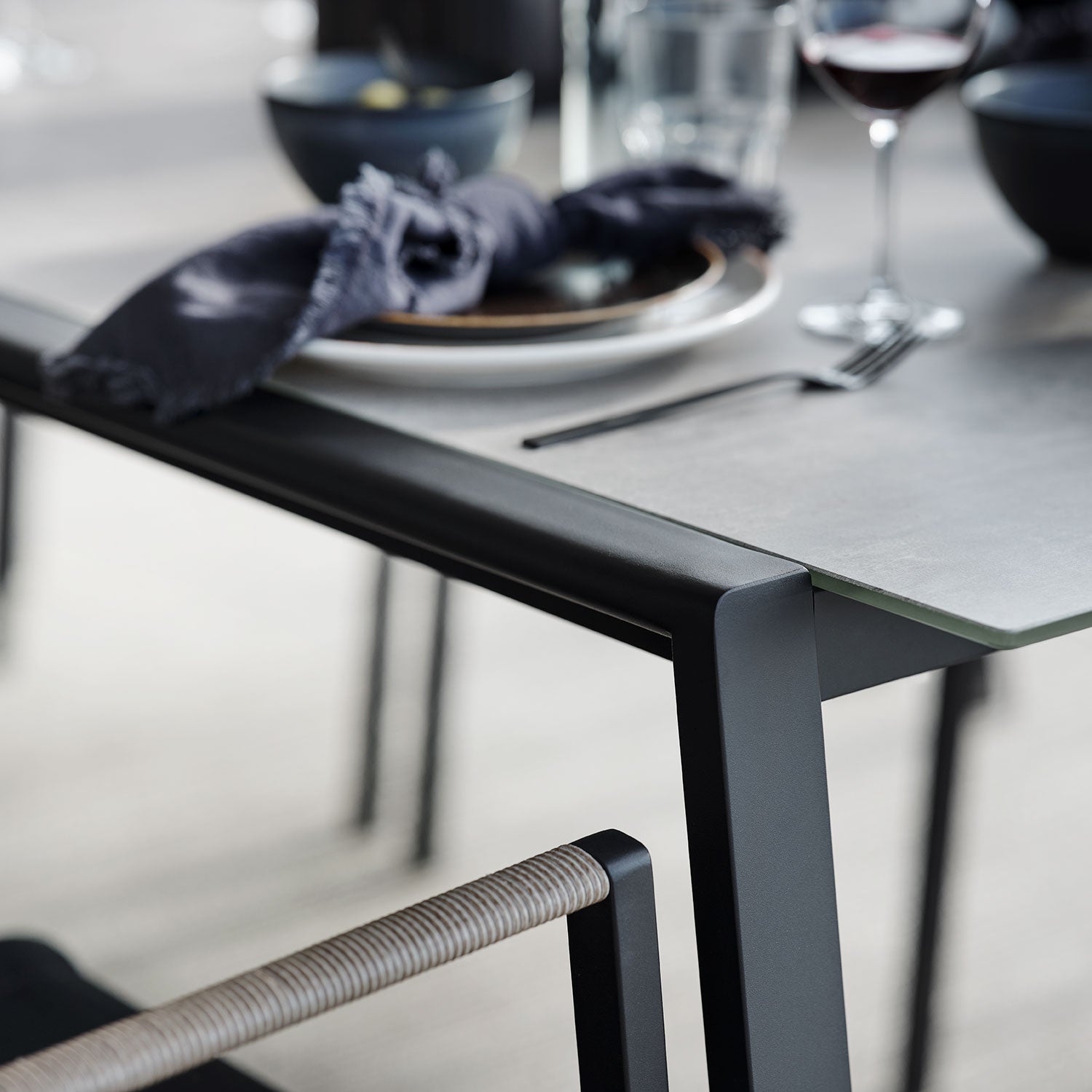 Lyra spisebord 100 x 220 cm med glass Brafab