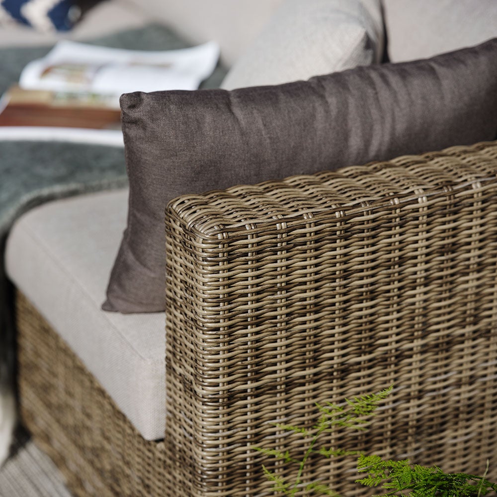 Ninja avslutningsdeler H+V rustikk kunstrotting inkl. vannavstøtende puter Brafab