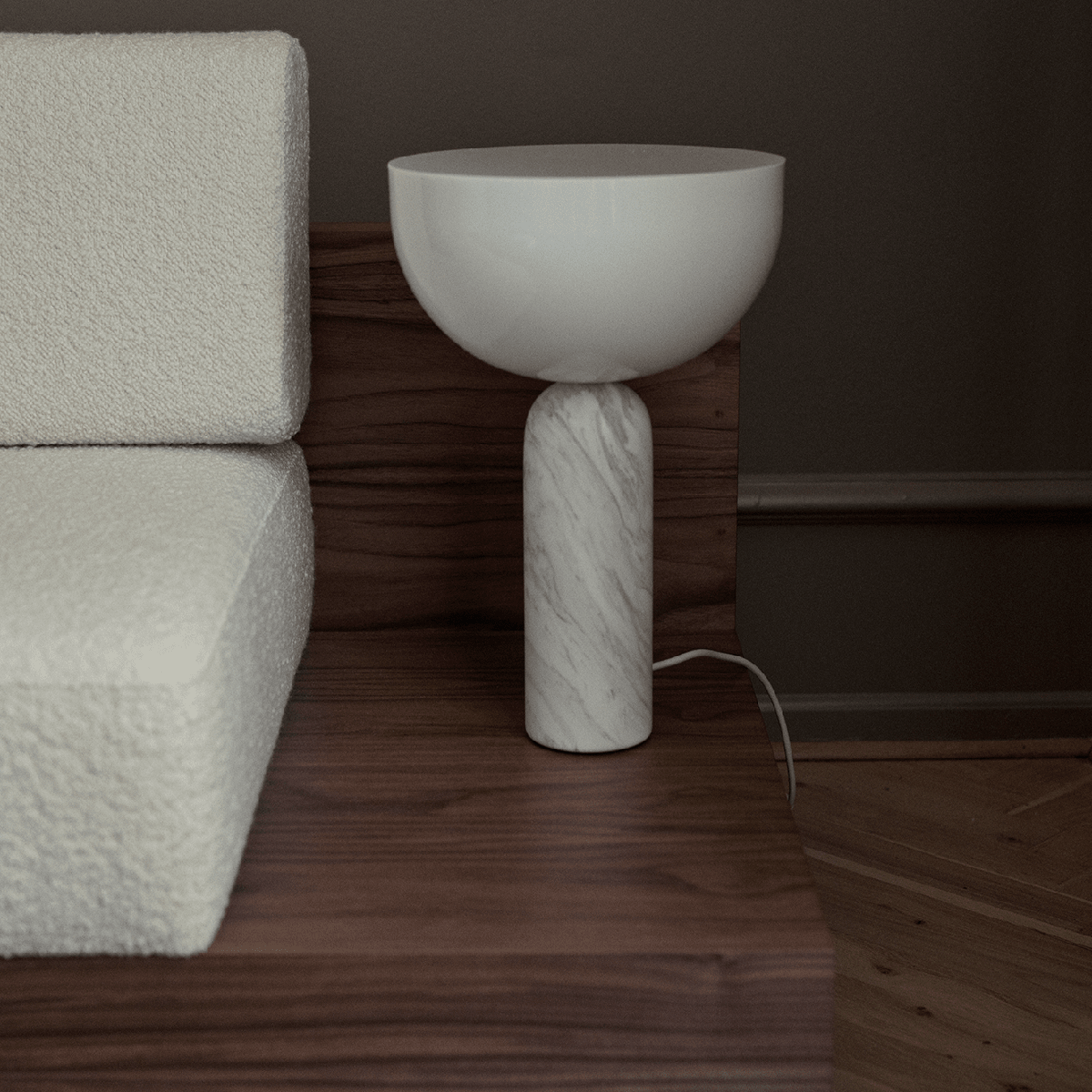 Kizu Bordlampe Large Hvit Marble EU